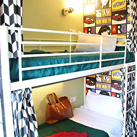 Lemon Vigneux Hotel *